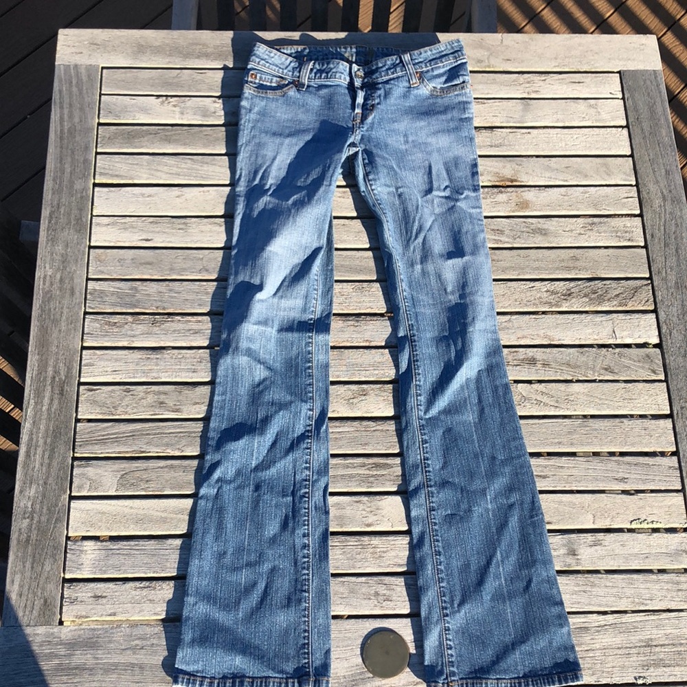 Seven brand medium denim. Slightly worn.